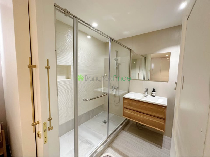 Sukhumvit 39, Bangkok, Thailand, 3 Bedrooms Bedrooms, 0 ,2 BathroomsBathrooms,Condo,For Sale,DS Tower II,7853
