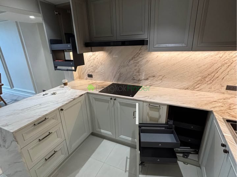 Wireless, Bangkok, Thailand, 3 Bedrooms Bedrooms, 0 ,3 BathroomsBathrooms,Condo,For Rent,All Seasons Mansion,7876