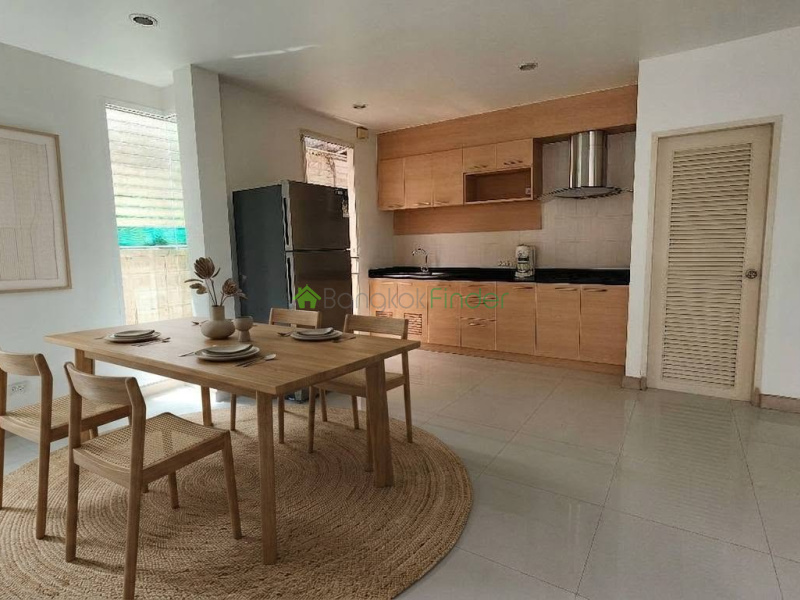 Phormphong, Bangkok, Thailand, 2 Bedroom Bedrooms, 0 ,4 BathroomBathrooms,House,For Rent,7892