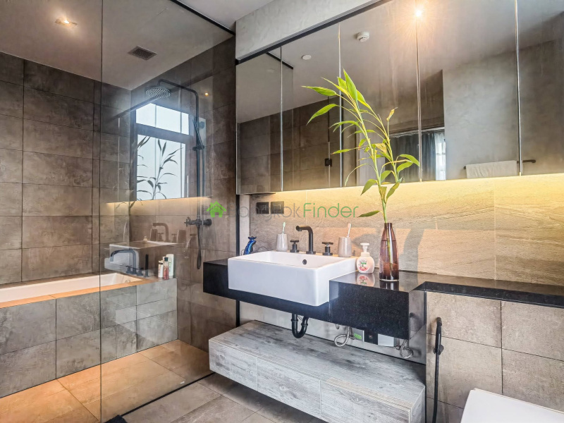 Asoke, Bangkok, Thailand, 2 Bedroom Bedrooms, 0 ,2 BathroomBathrooms,Condo,For Rent,The Lofts Asoke,7895