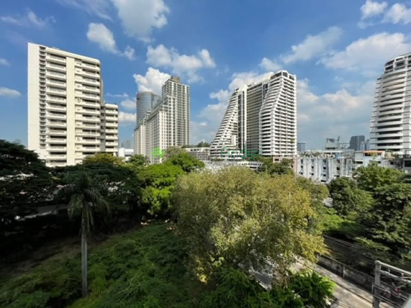 Phormphong, Bangkok, Thailand, 3 Bedroom Bedrooms, 0 ,3 BathroomBathrooms,Condo,For Rent,Baan Prompong,7896