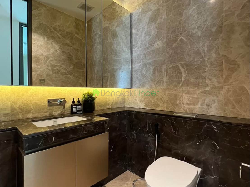 Chidlom, Bangkok, Thailand, 2 Bedroom Bedrooms, 0 ,2 BathroomBathrooms,Condo,For Rent,28 Chidlom,7900