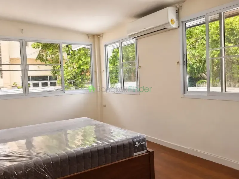Sukhumvit-Asoke, Bangkok, Thailand, 3 Bedroom Bedrooms, 0 ,3 BathroomBathrooms,House,For Rent,7902