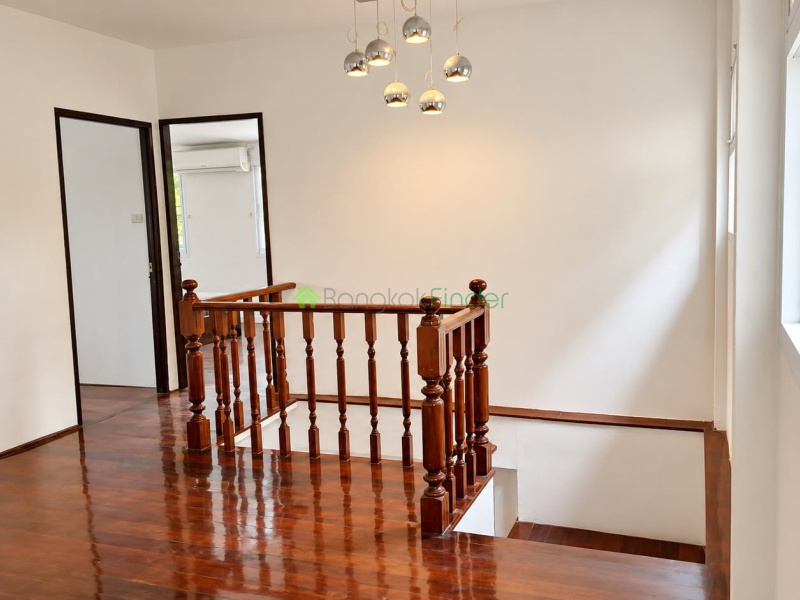 Sukhumvit-Asoke, Bangkok, Thailand, 3 Bedroom Bedrooms, 0 ,3 BathroomBathrooms,House,For Rent,7902