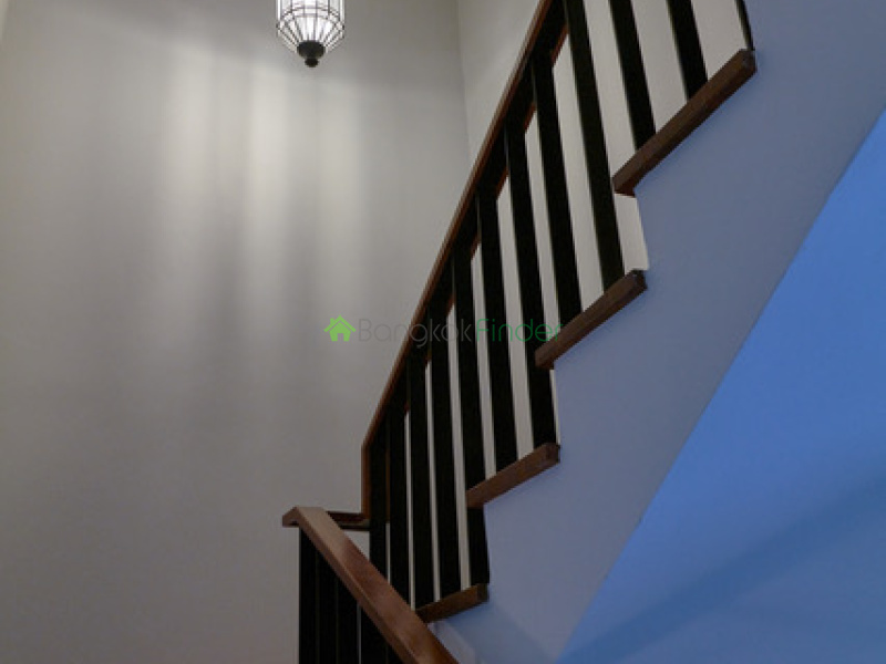 Phromphong, Bangkok, Thailand, 3 Bedroom Bedrooms, 0 ,4 BathroomBathrooms,House,For Rent,7907
