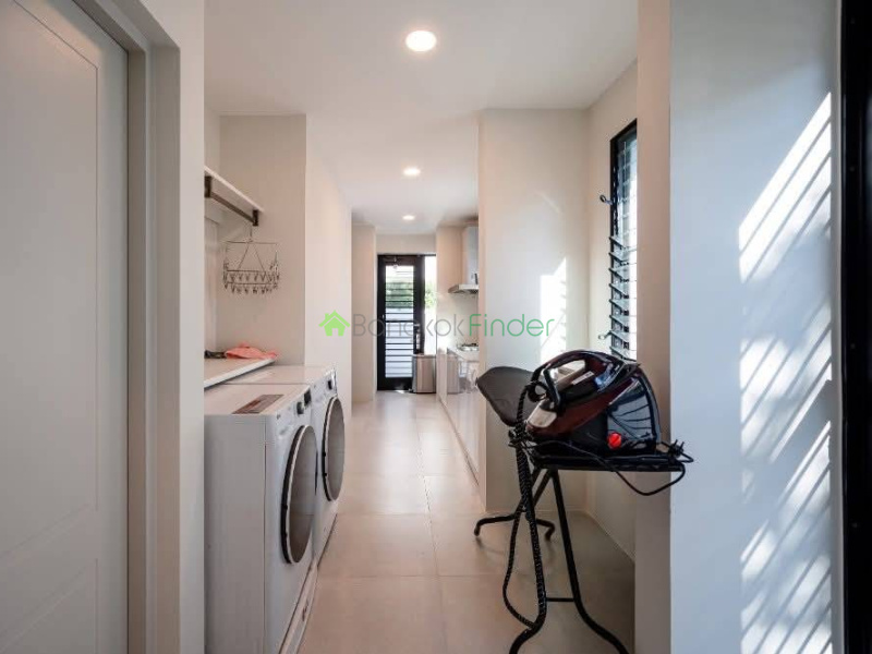 Rama 9 Krungthep Kreetha, Bangkok, Thailand, 4 Bedroom Bedrooms, 0 ,5 BathroomBathrooms,House,For Rent,7913