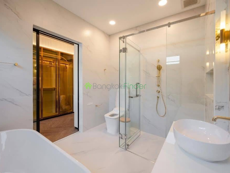 Rama 9 Krungthep Kreetha, Bangkok, Thailand, 4 Bedroom Bedrooms, 0 ,5 BathroomBathrooms,House,For Rent,7913